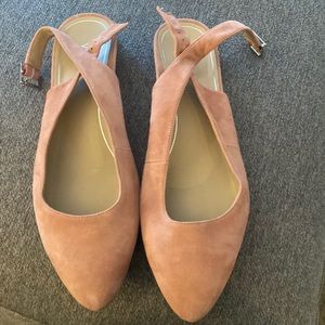 Flush pink vionic flats